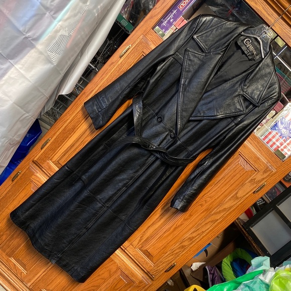 Vintage ColeBrook & Co Black 100% Leather Trench Coat Belt Cleaned & Conditioned